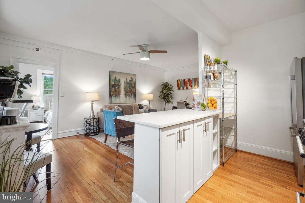 2456 20TH STREET NW Unit: 308