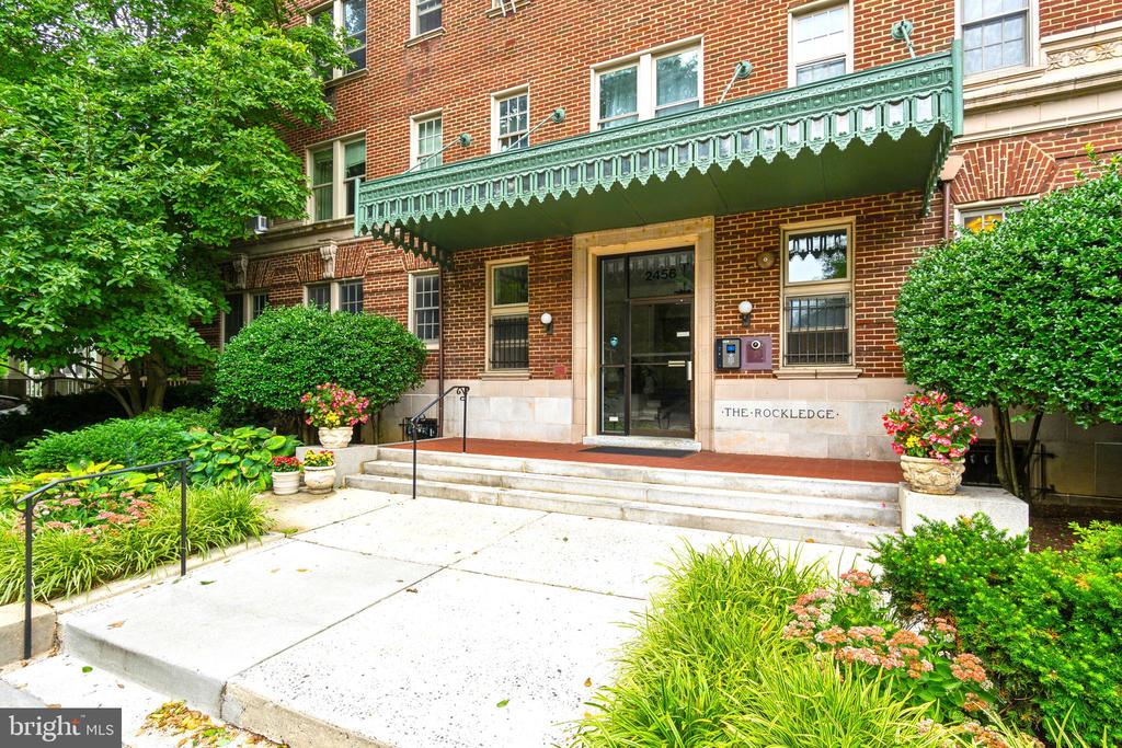 2456 20TH STREET NW Unit: 308