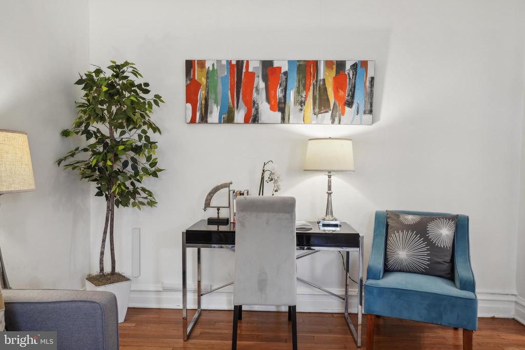 2456 20TH STREET NW Unit: 308