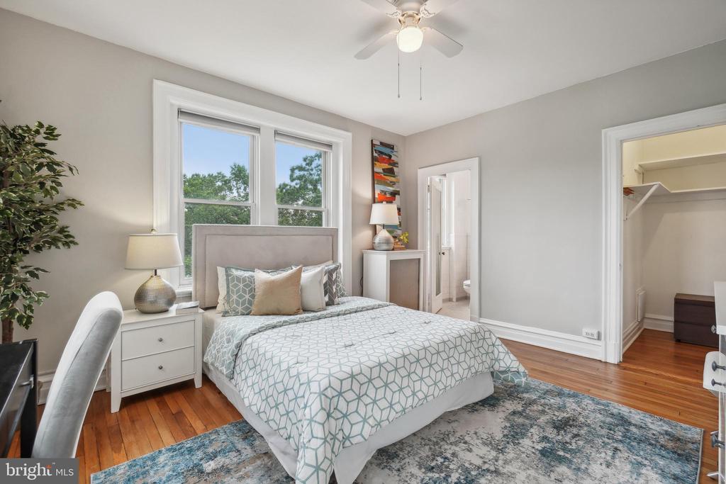 2456 20TH STREET NW Unit: 308