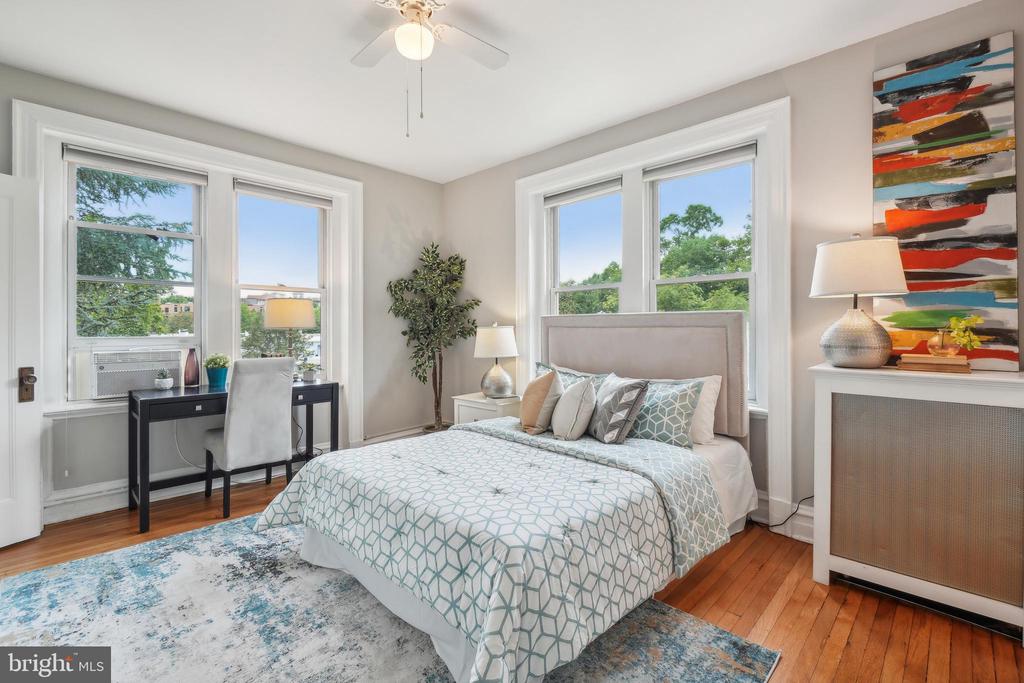 2456 20TH STREET NW Unit: 308