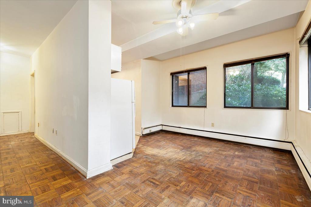 2325 42ND STREET NW Unit: 109