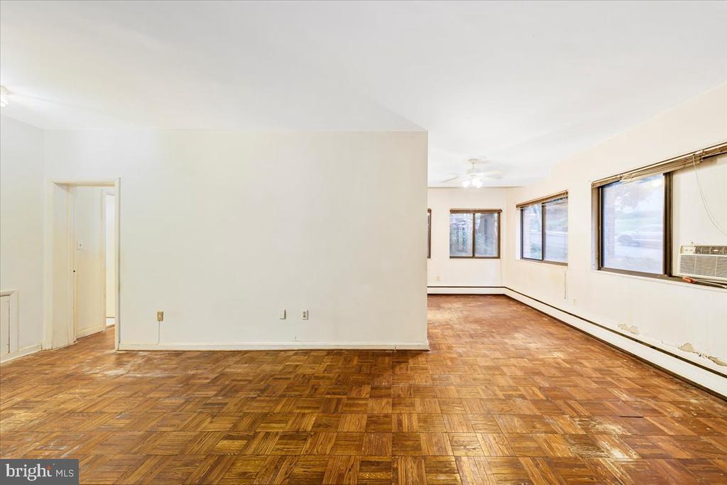 2325 42ND STREET NW Unit: 109