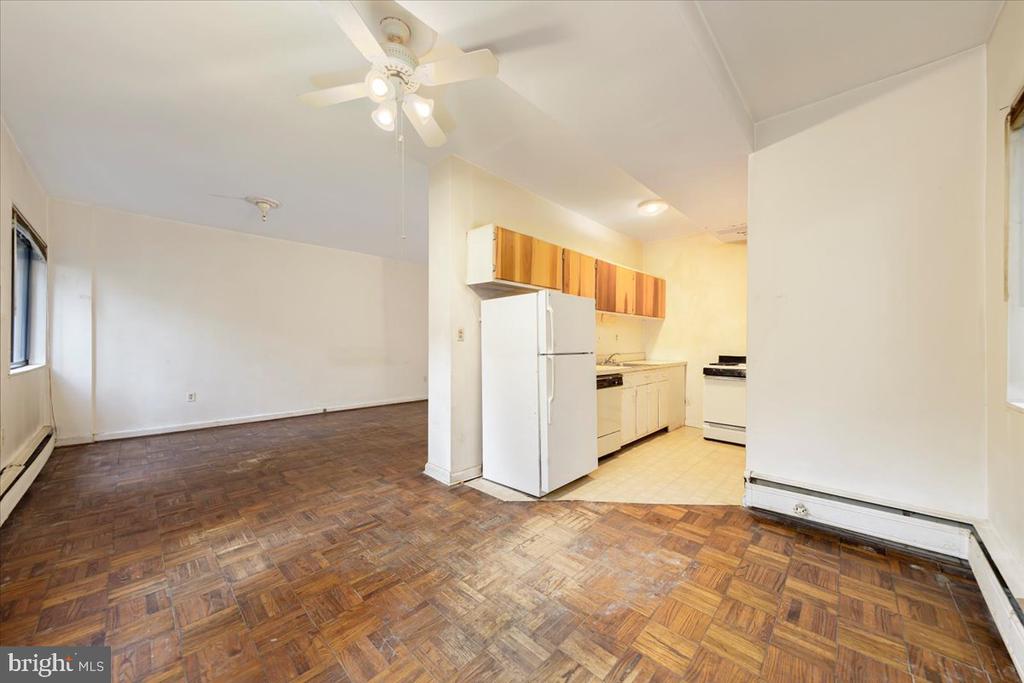 2325 42ND STREET NW Unit: 109