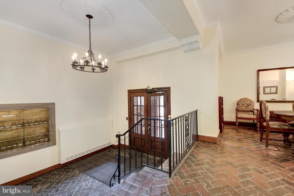 3016 TILDEN STREET NW Unit: 103