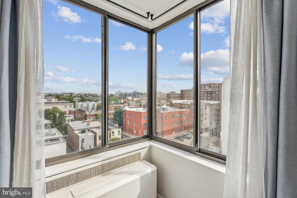 1 SCOTT CIRCLE NW Unit: 721