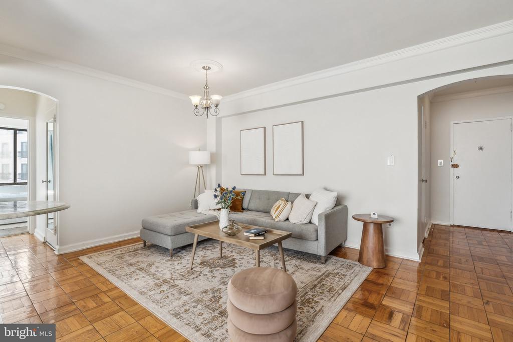 1 SCOTT CIRCLE NW Unit: 721