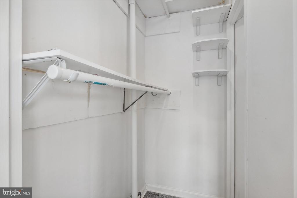 1 SCOTT CIRCLE NW Unit: 721