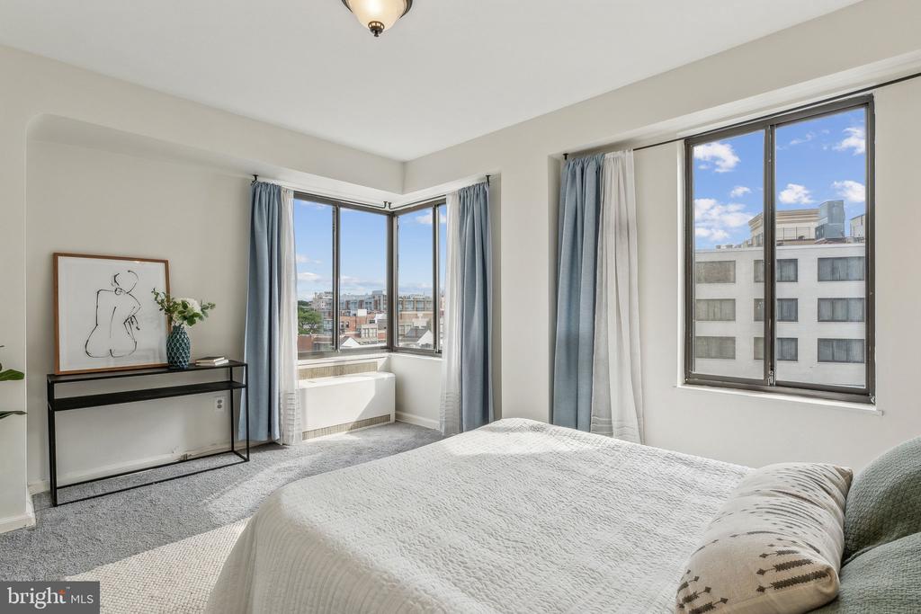 1 SCOTT CIRCLE NW Unit: 721