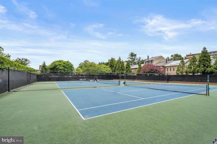 3205 SUTTON PLACE NW Unit: A