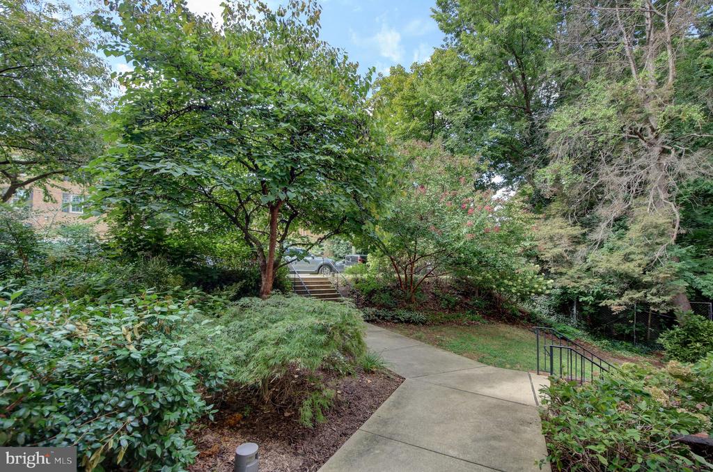 2731 ORDWAY STREET NW Unit: 2