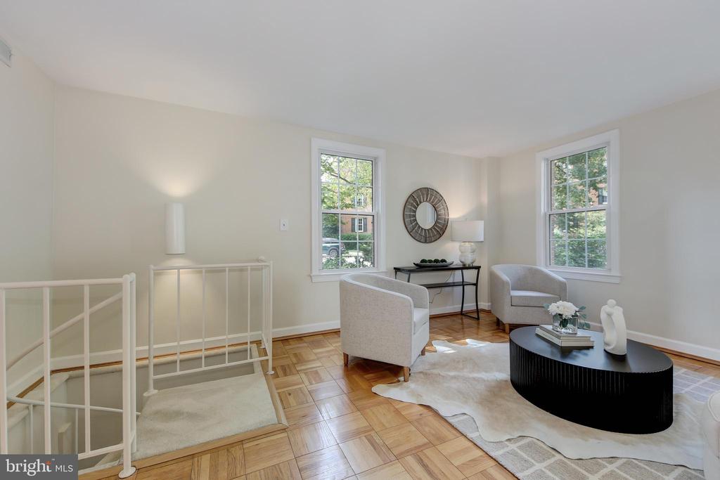 2731 ORDWAY STREET NW Unit: 2