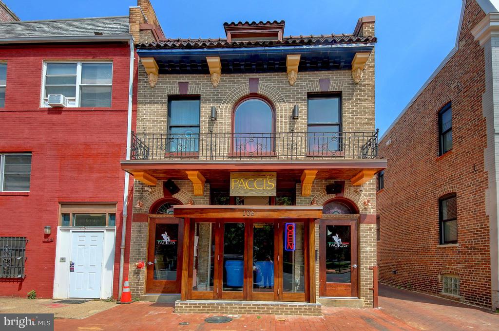 213 WARREN STREET NE