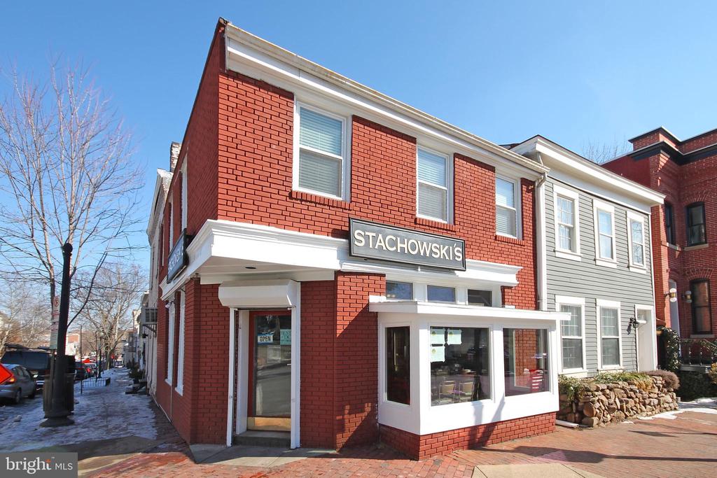 2500 Q STREET NW Unit: 238
