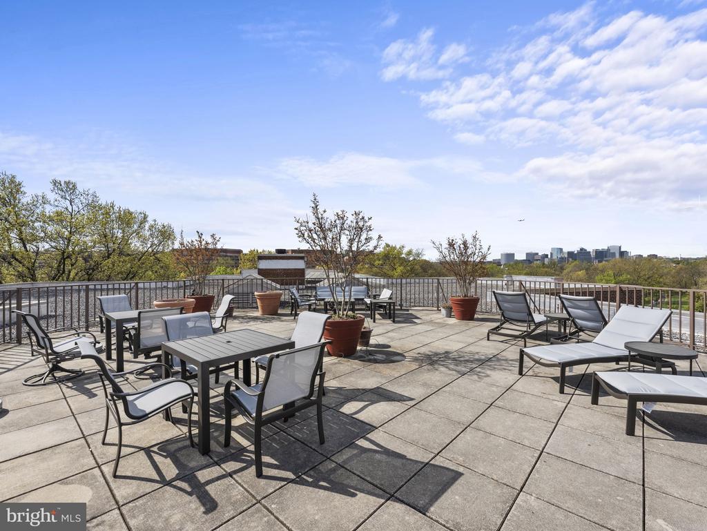 2500 Q STREET NW Unit: 238