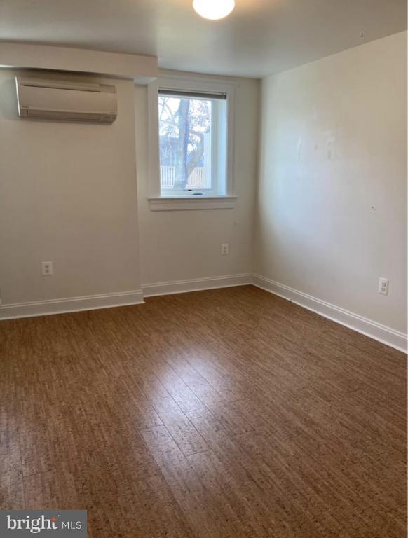 520 BUTTERNUT STREET NW Unit: 2