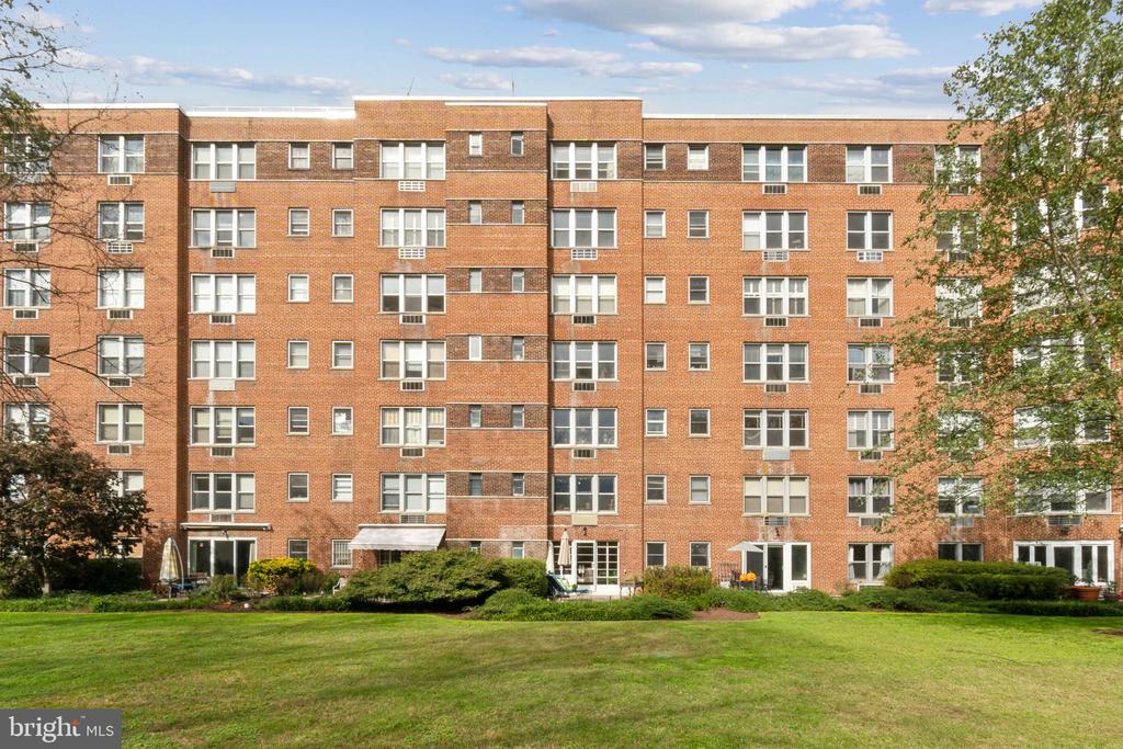 2500 Q STREET NW Unit: 123