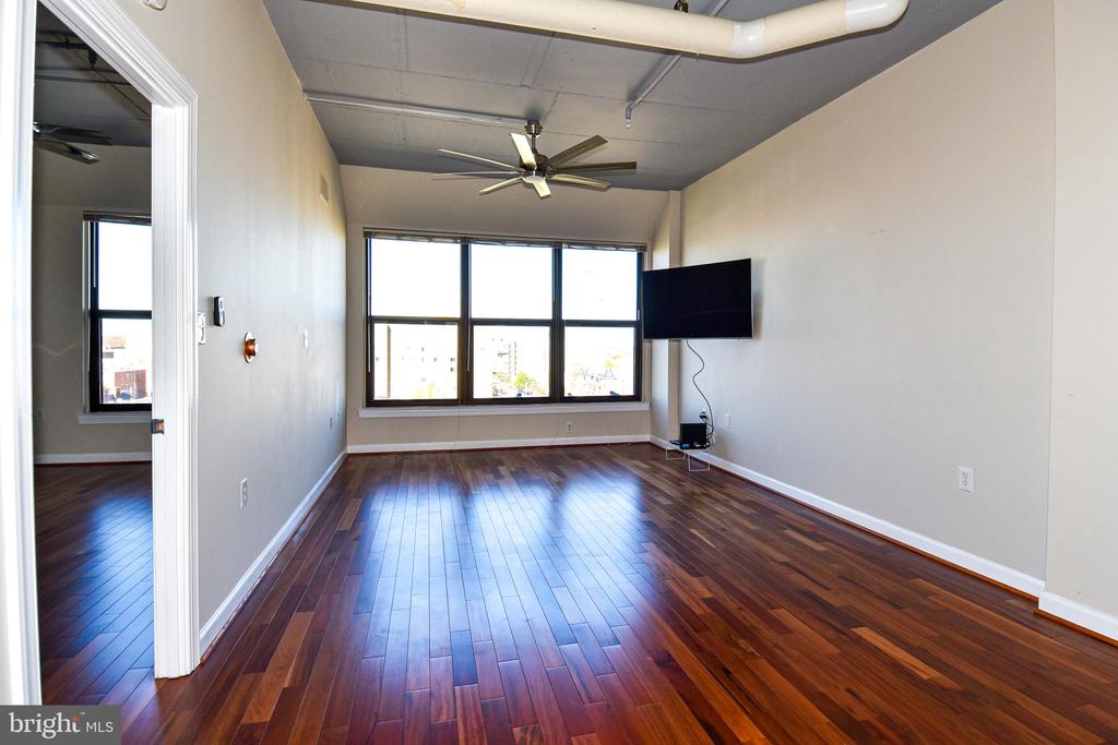 2750 14TH STREET NW Unit: PH8