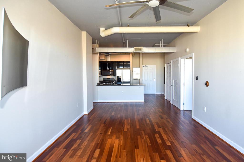 2750 14TH STREET NW Unit: PH8