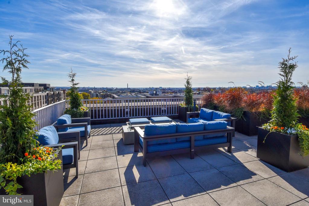 2750 14TH STREET NW Unit: PH8