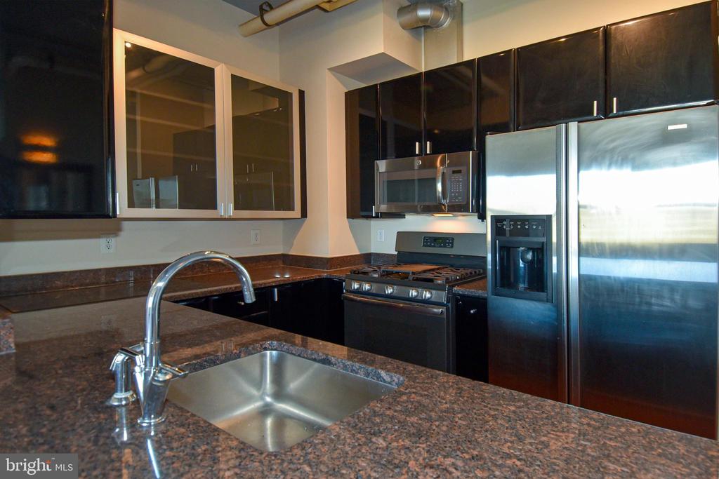 2750 14TH STREET NW Unit: PH8