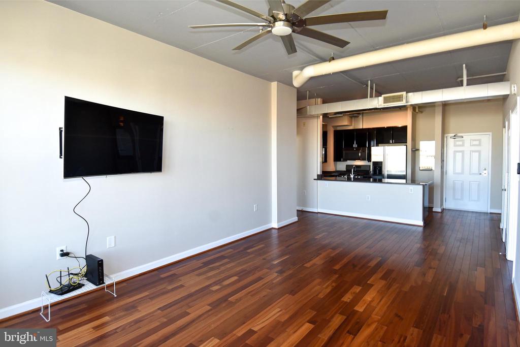 2750 14TH STREET NW Unit: PH8