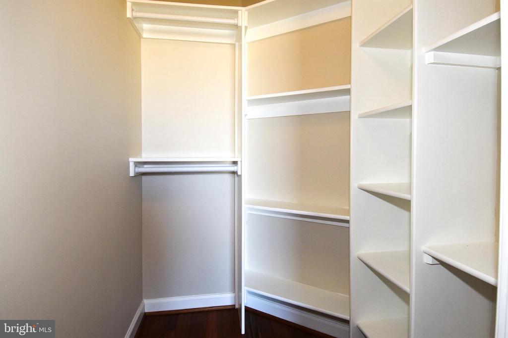 2750 14TH STREET NW Unit: PH8