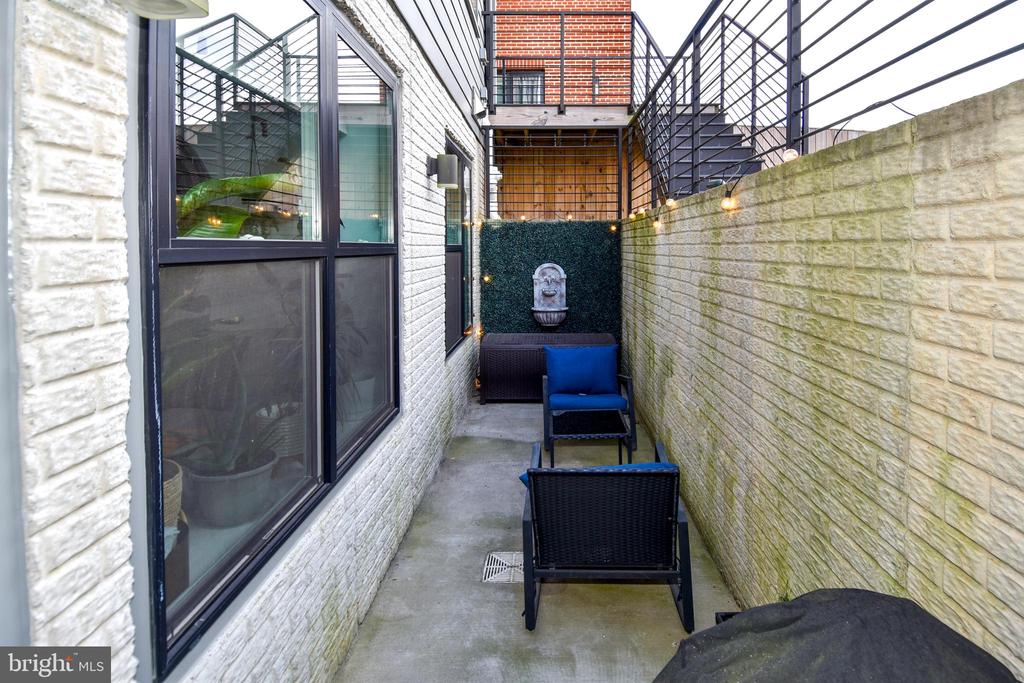 4339 HARRISON STREET NW Unit: 2