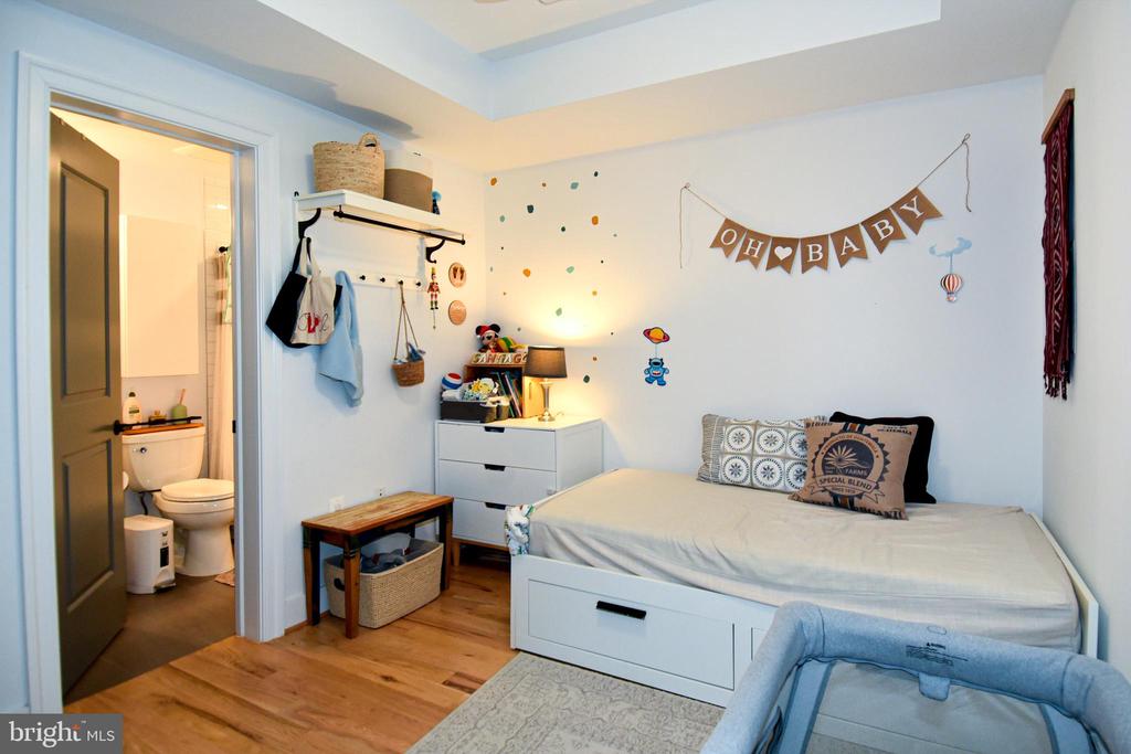4339 HARRISON STREET NW Unit: 2