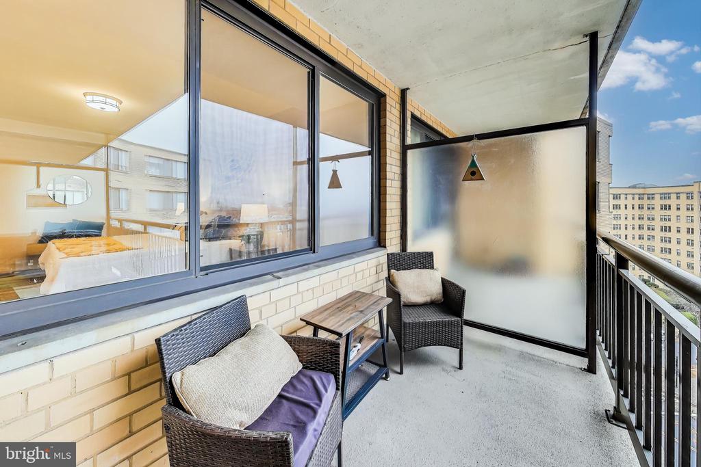 4740 CONNECTICUT AVENUE NW Unit: 904