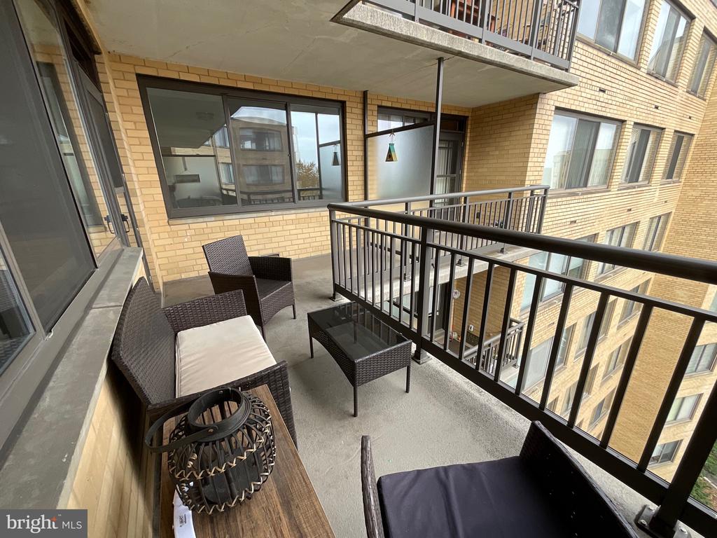 4740 CONNECTICUT AVENUE NW Unit: 904