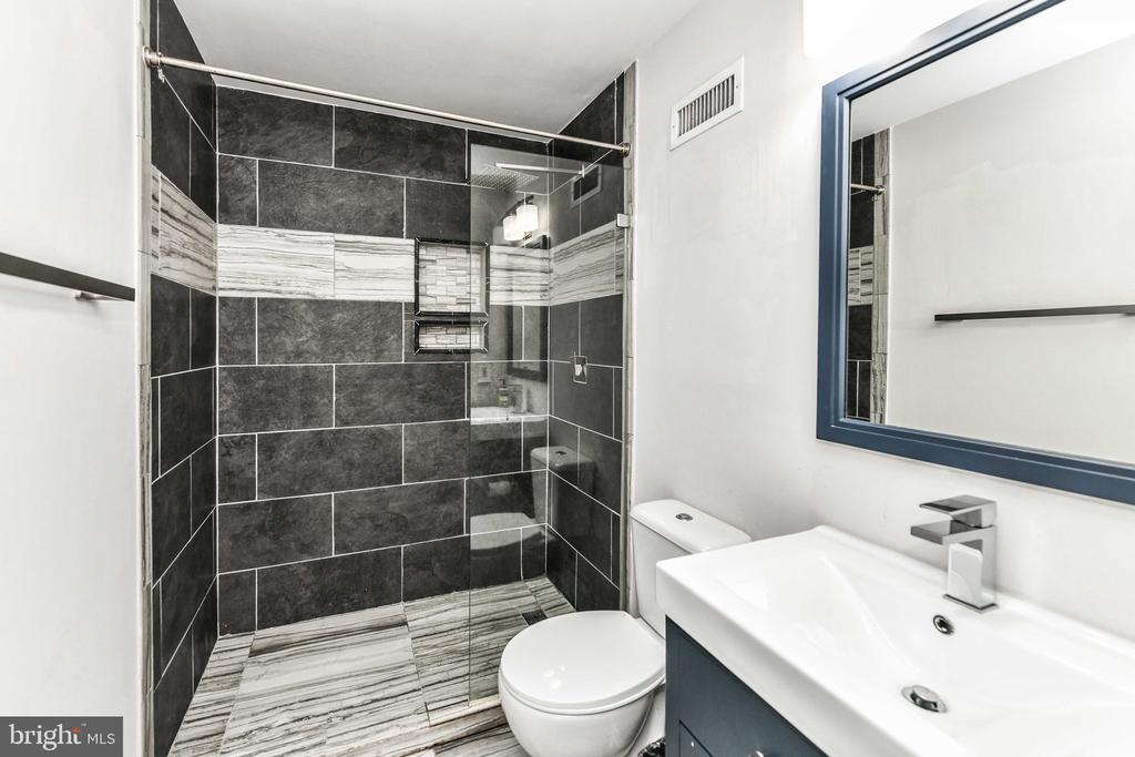 1312 MASSACHUSETTS AVENUE NW Unit: 610