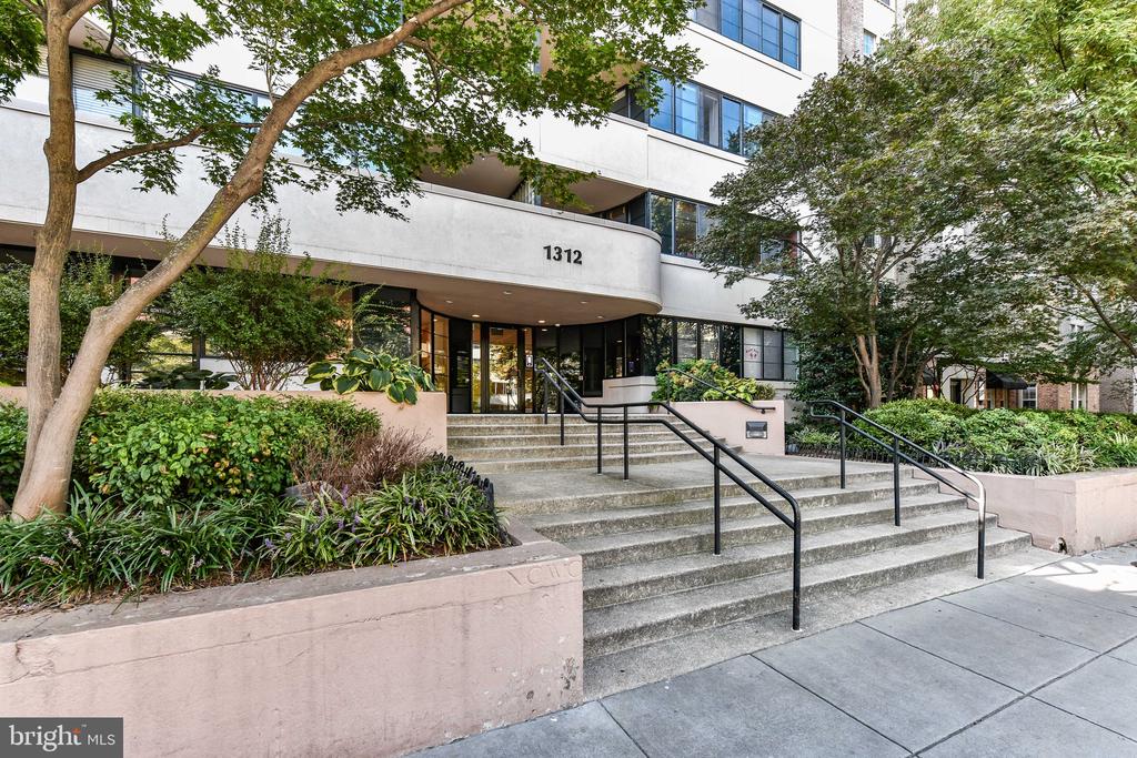 1312 MASSACHUSETTS AVENUE NW Unit: 610
