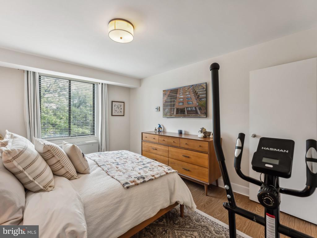 3315 WISCONSIN AVENUE NW Unit: 403