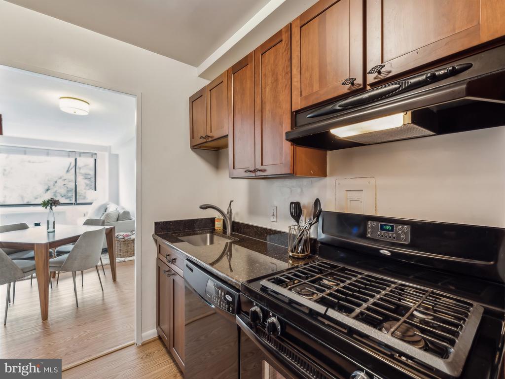 3315 WISCONSIN AVENUE NW Unit: 403