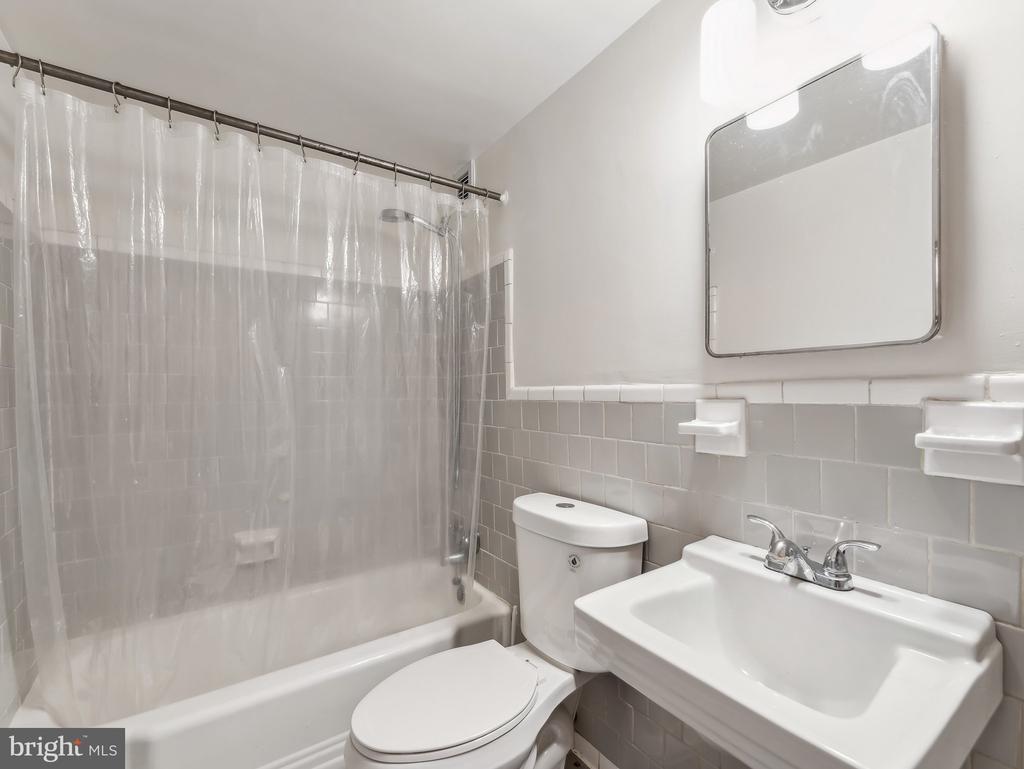 3315 WISCONSIN AVENUE NW Unit: 403