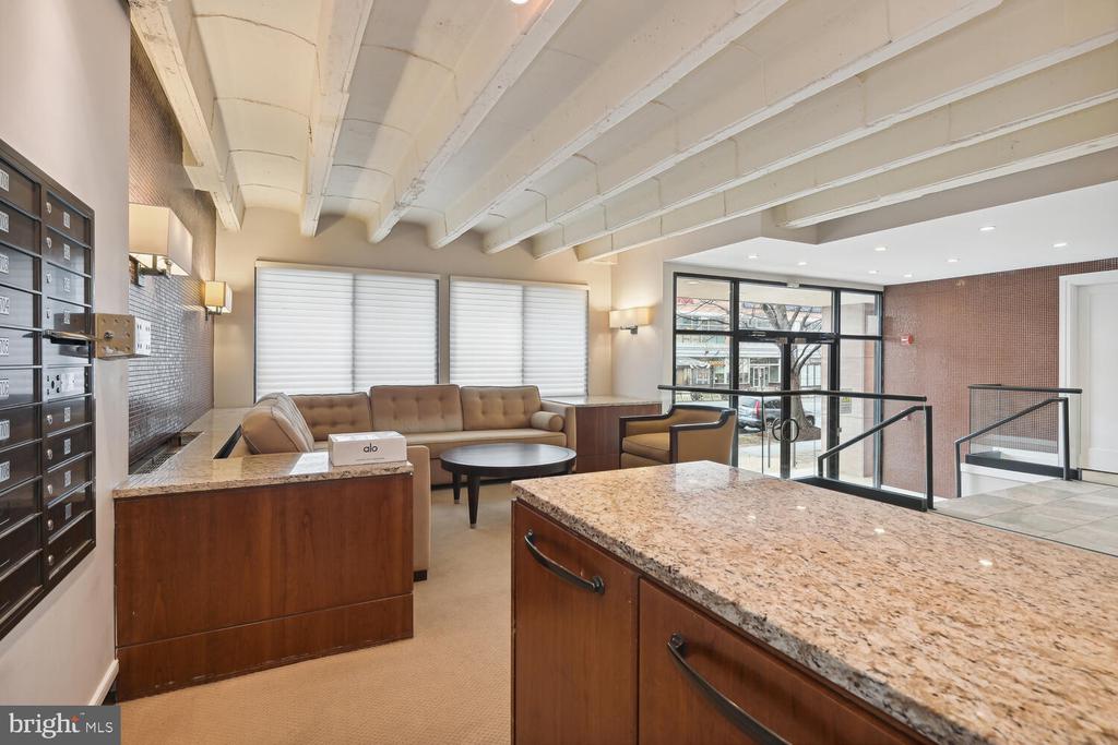 3315 WISCONSIN AVENUE NW Unit: 403
