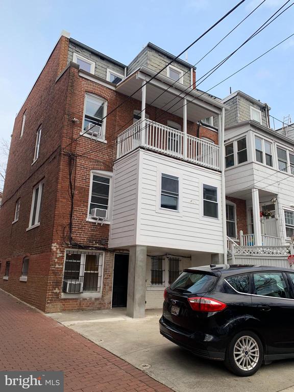 1708 KILBOURNE PLACE NW Unit: 2