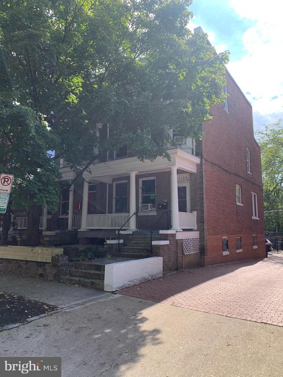 1708 KILBOURNE PLACE NW Unit: 2