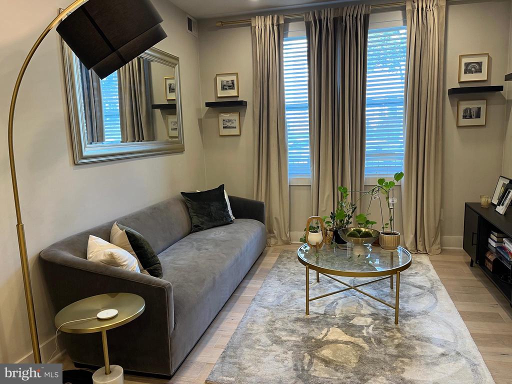 1821 I STREET NE Unit: 5