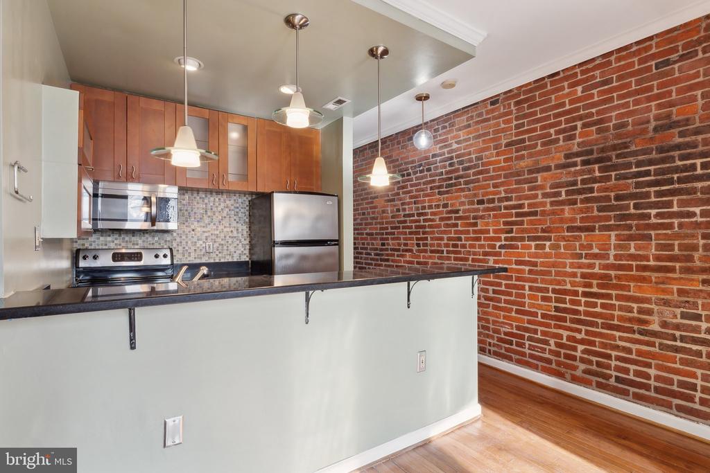 1317 RHODE ISLAND AVENUE NW Unit: 402