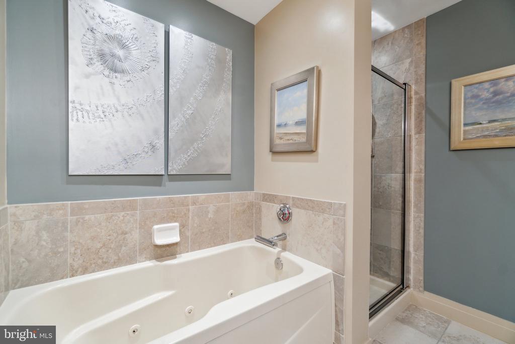 2020 12TH STREET NW Unit: 214
