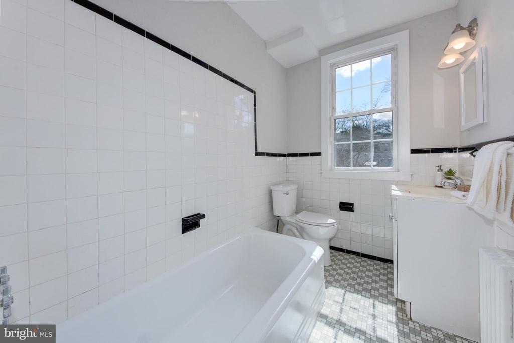 2716 ORDWAY STREET NW Unit: 2