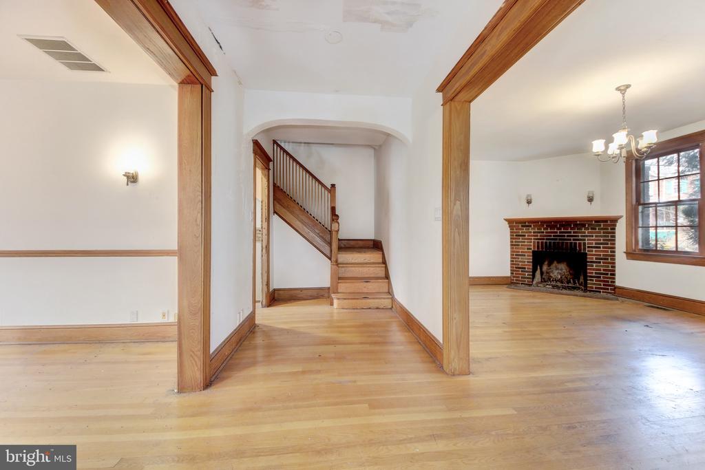 2338 39TH STREET NW