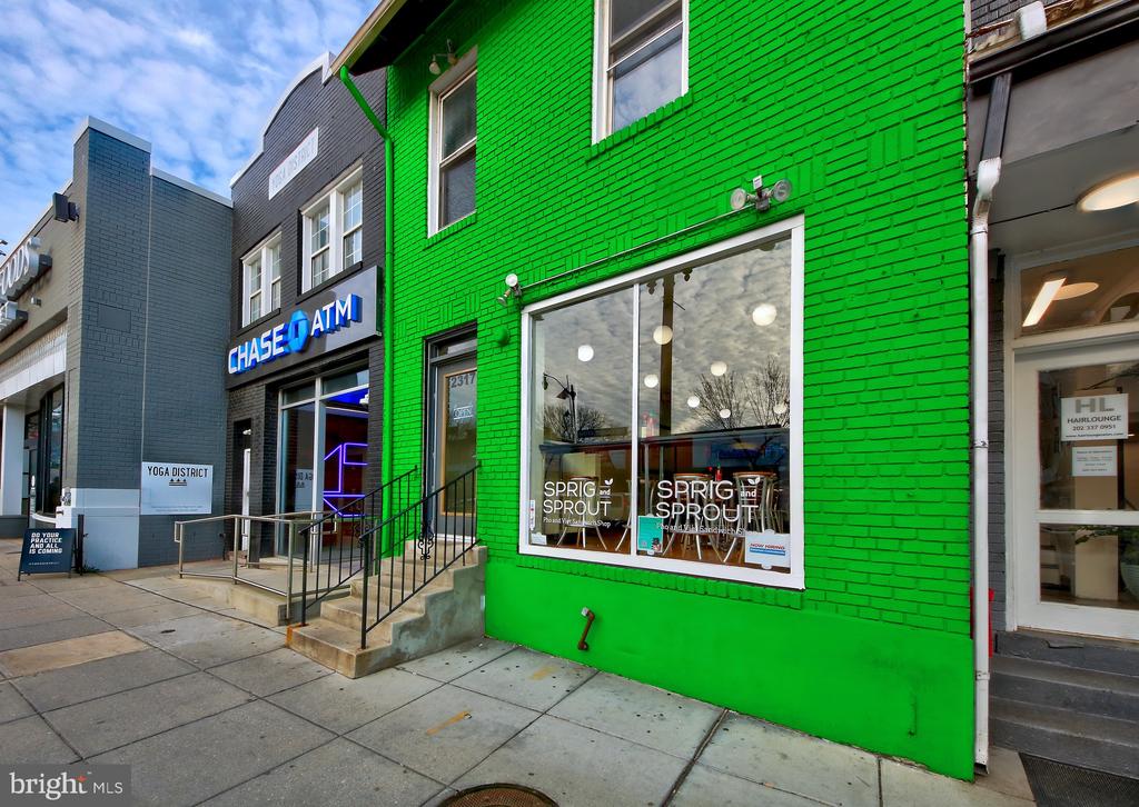 2338 39TH STREET NW