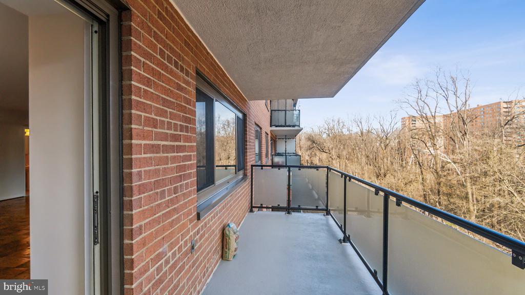 4201 CATHEDRAL AVENUE NW Unit: 510E