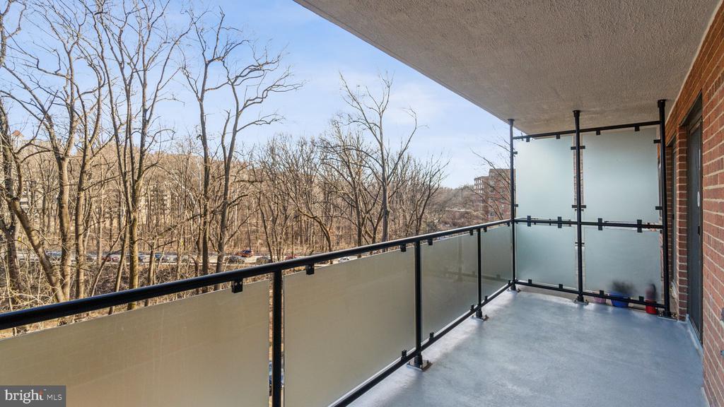4201 CATHEDRAL AVENUE NW Unit: 510E