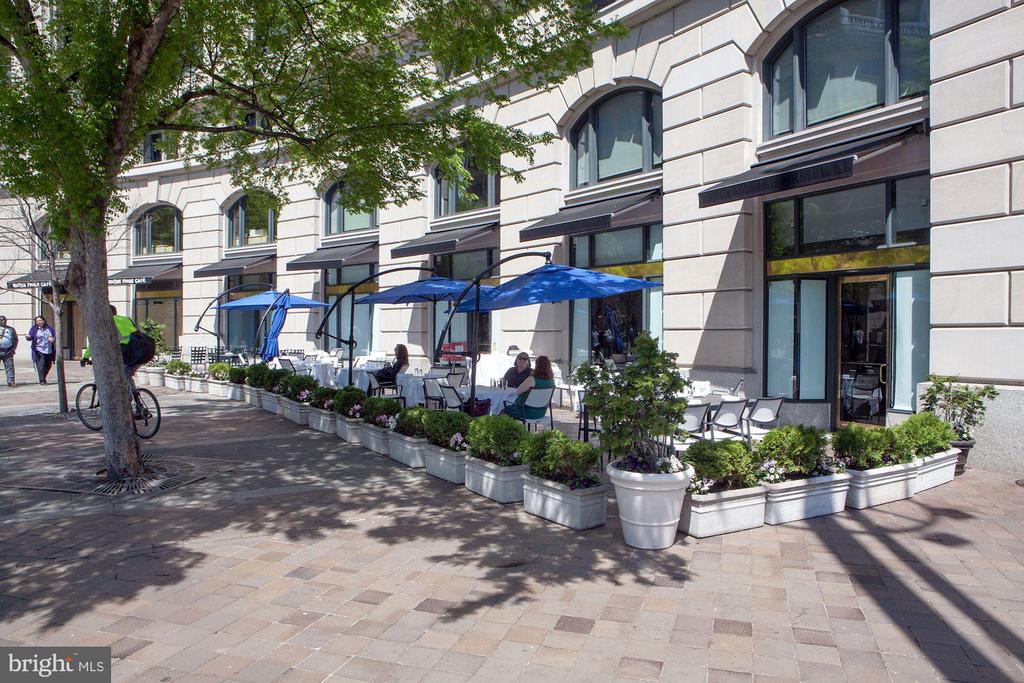 555 MASSACHUSETTS AVENUE NW Unit: 414