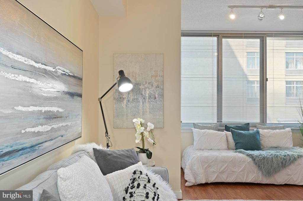 555 MASSACHUSETTS AVENUE NW Unit: 414