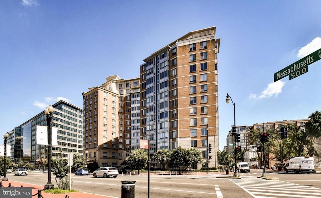 555 MASSACHUSETTS AVENUE NW Unit: 414